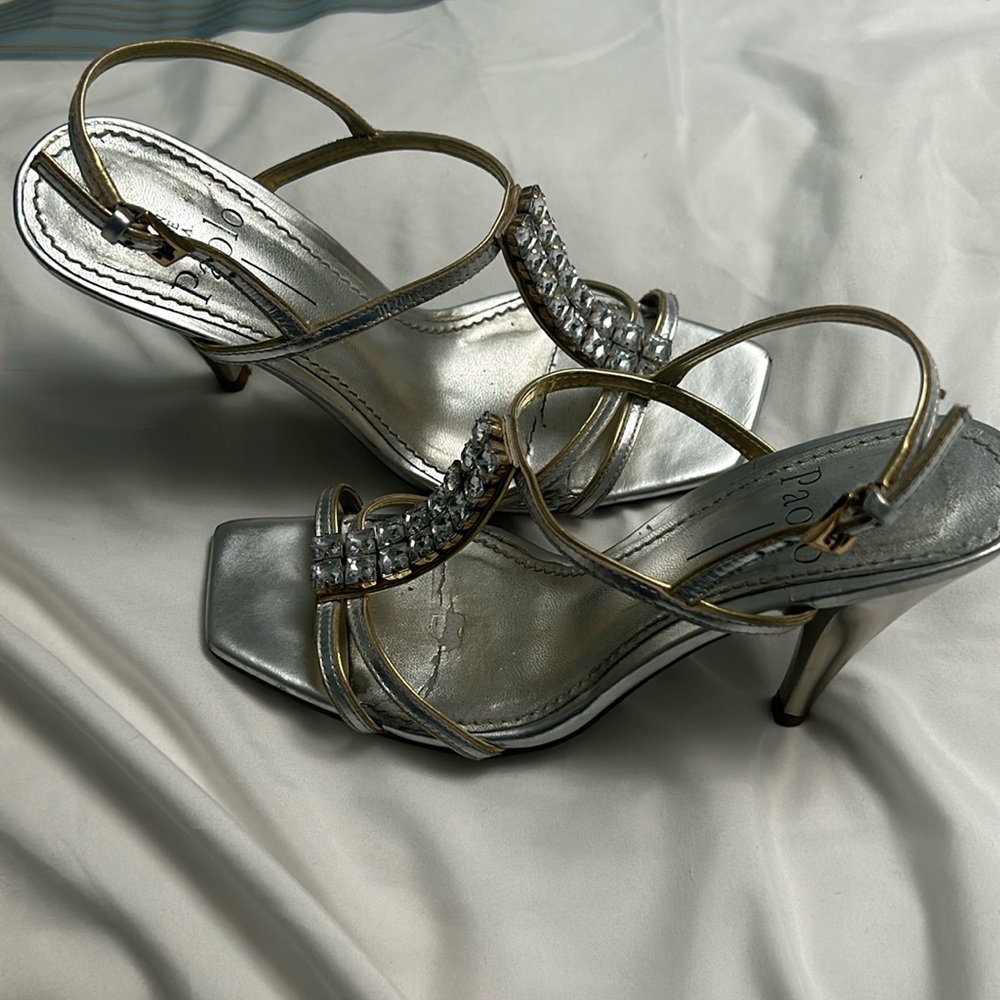 Linea Paolo silver sandals